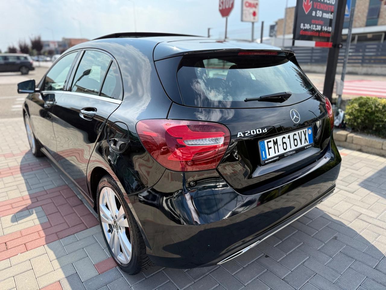 Mercedes-benz A 200 d Automatic Sport TETTO APRIBILE