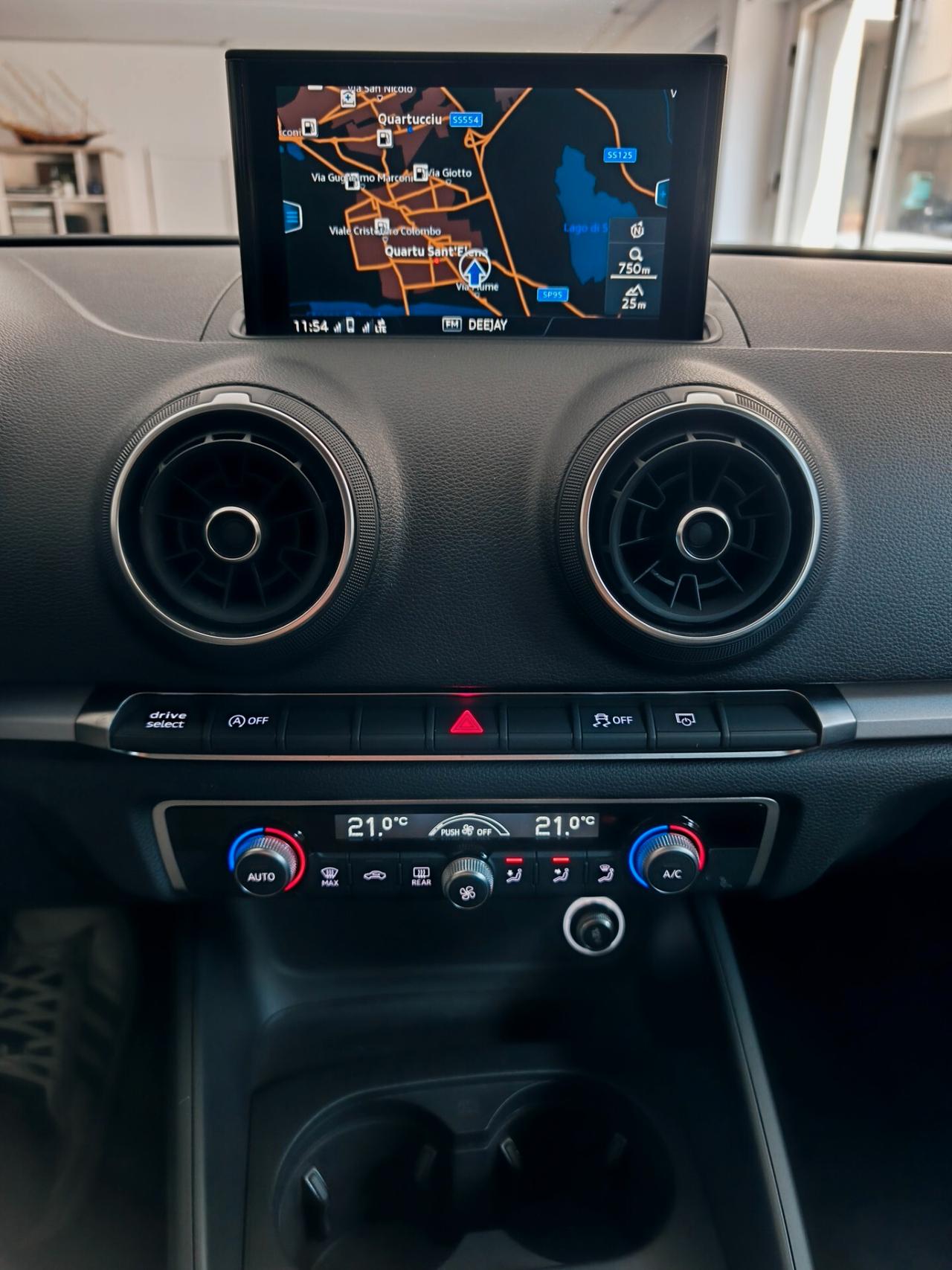 Audi A3 SPB 30 TDI Business