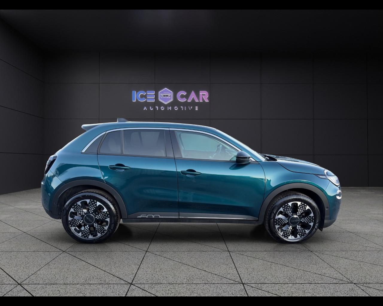 FIAT 600 Hybrid 110 CV DCT MHEV La Prima