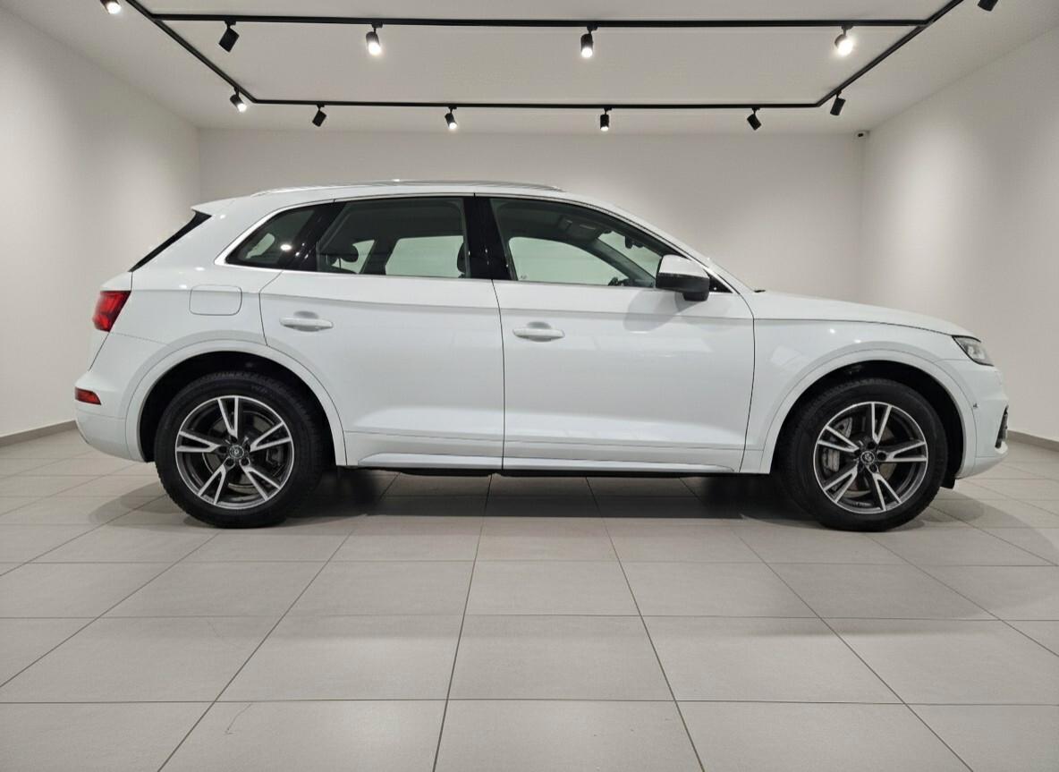 AUDI Q5 45 TDI quattro tiptronic Business Design - TETTO PANORAMICO