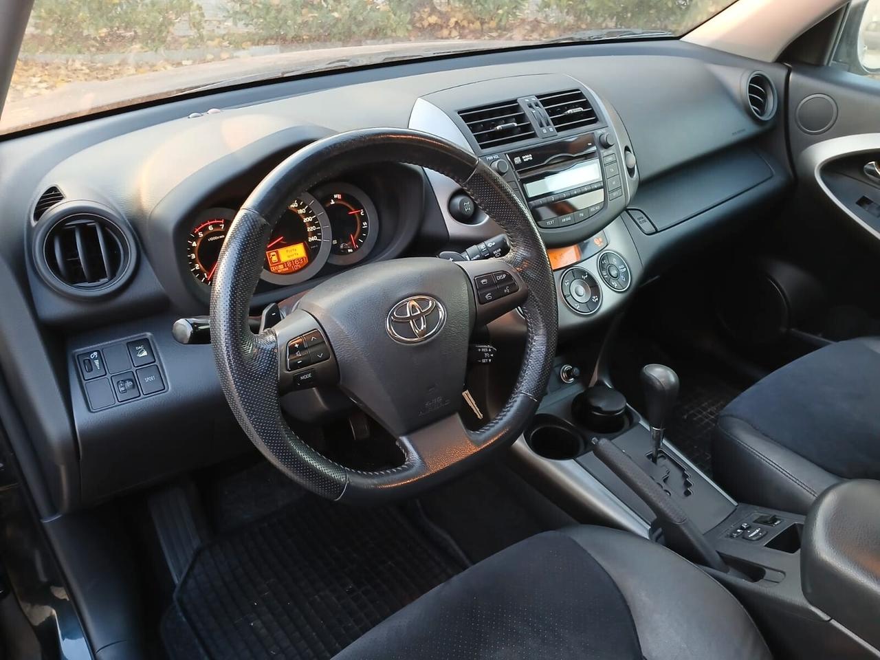 Toyota RAV 4 RAV4 2.2 D-4D 150 CV DPF Automatico