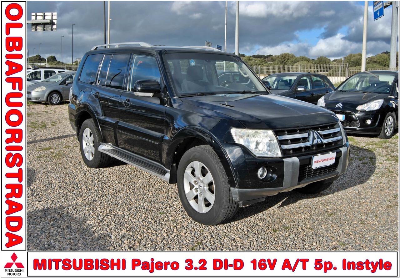 Mitsubishi Pajero 3.2 DI-D 16V aut. 5p intense