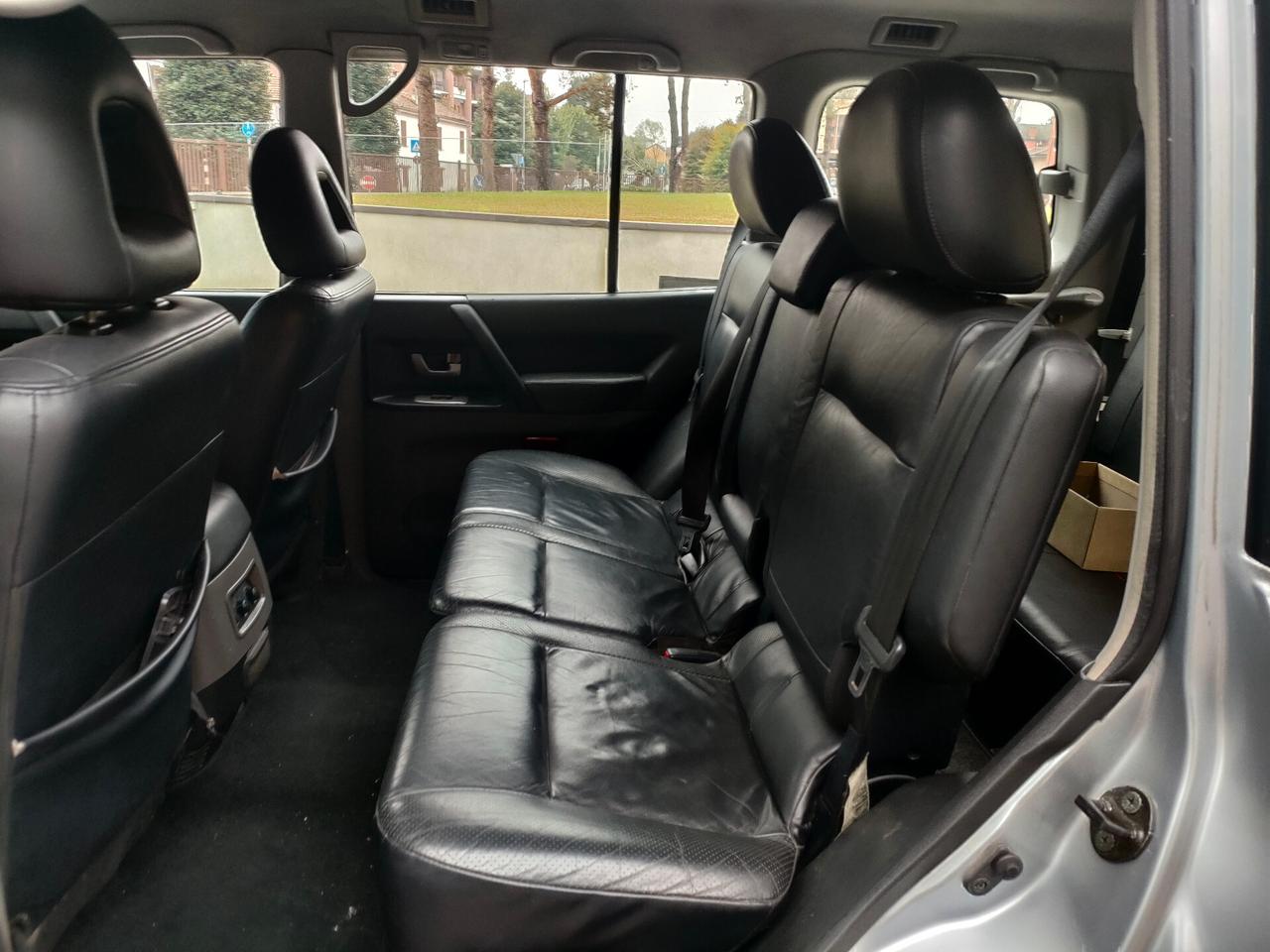 Mitsubishi Pajero 3.2 16V DI-D 7P+GANCIO