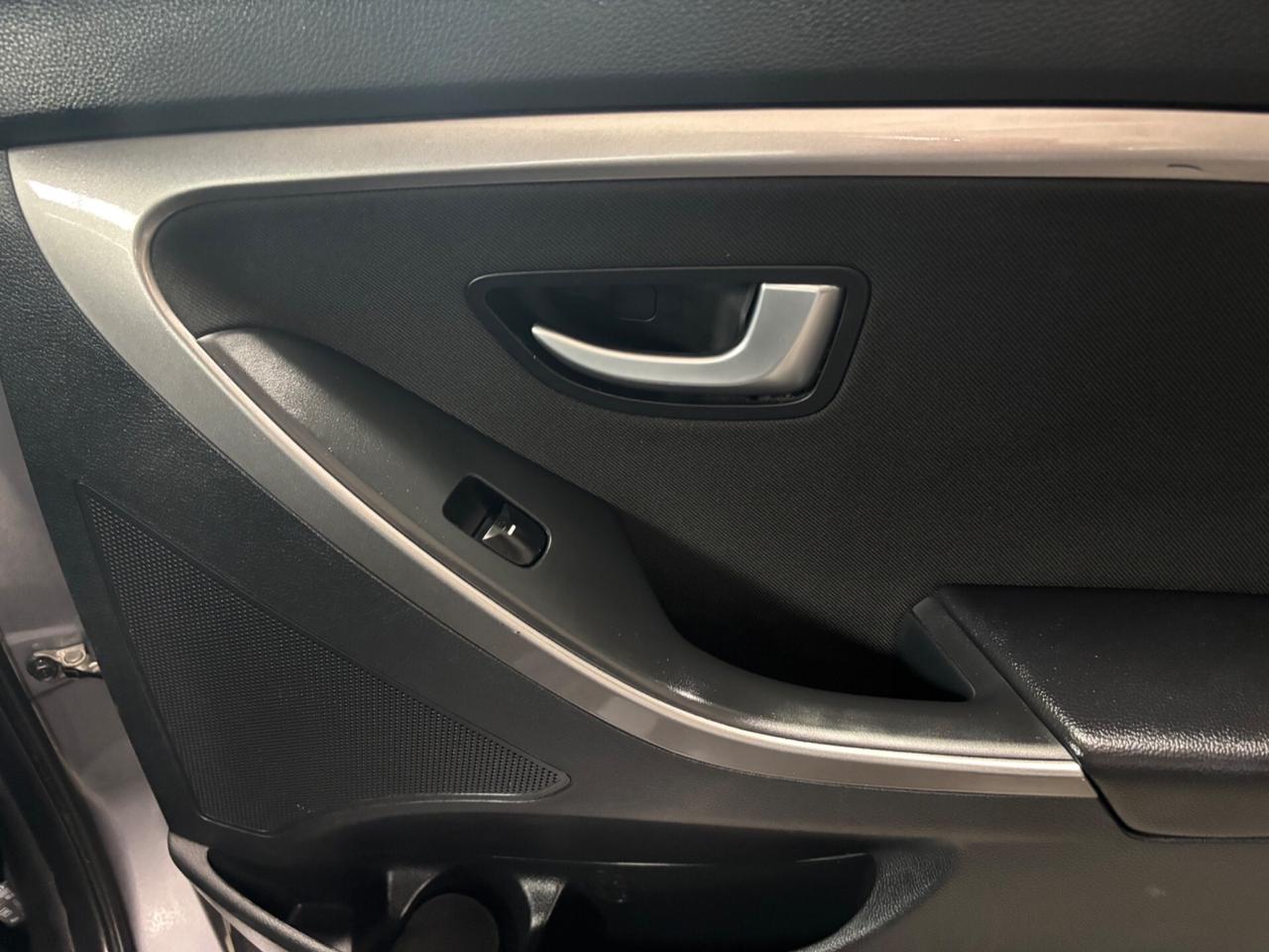 Hyundai i30 1.6 CRDi OK NEOPATENTATI