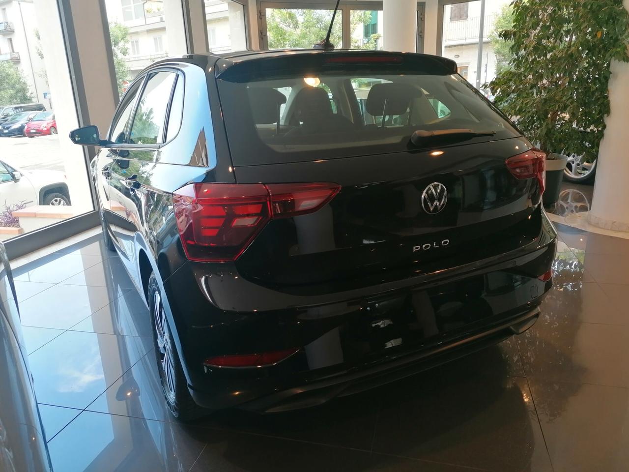 Volkswagen Polo 1.0 TSI Life 5P