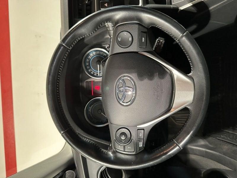 Toyota Auris Auris 1.8H Lounge