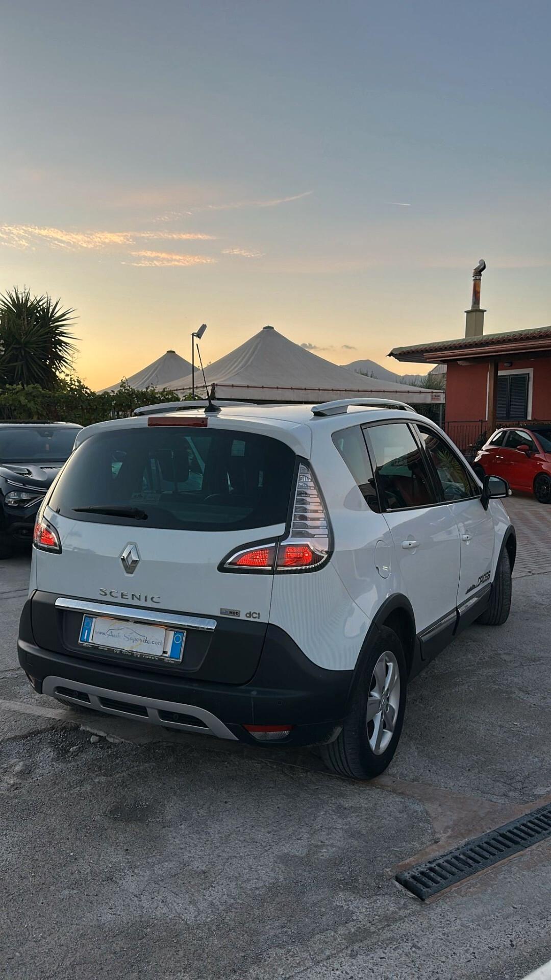 Renault Scenic Scénic XMod Cross 1.5 dCi 110CV Start&Stop Energy