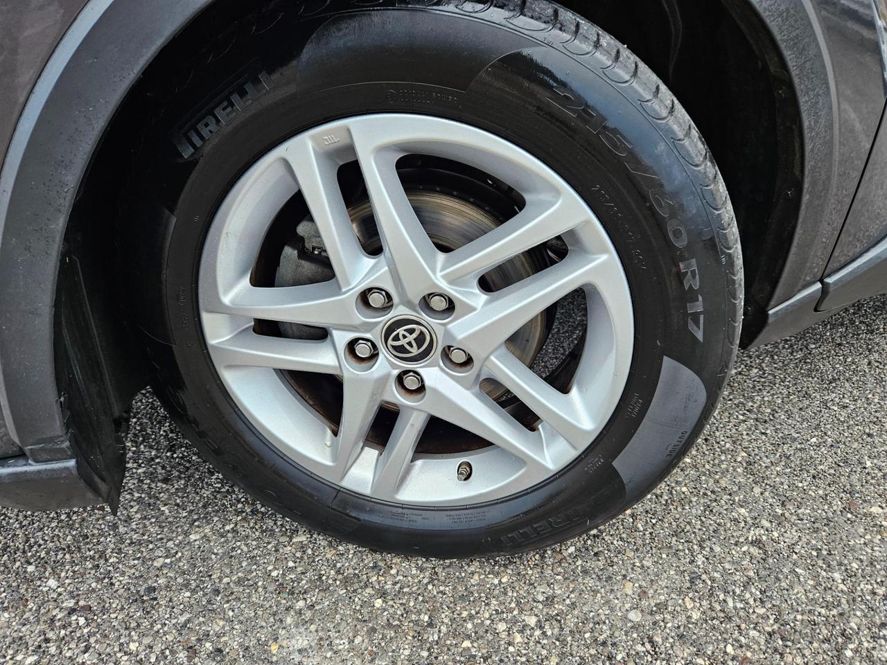 Toyota C-HR 1.8h Business e-cvt