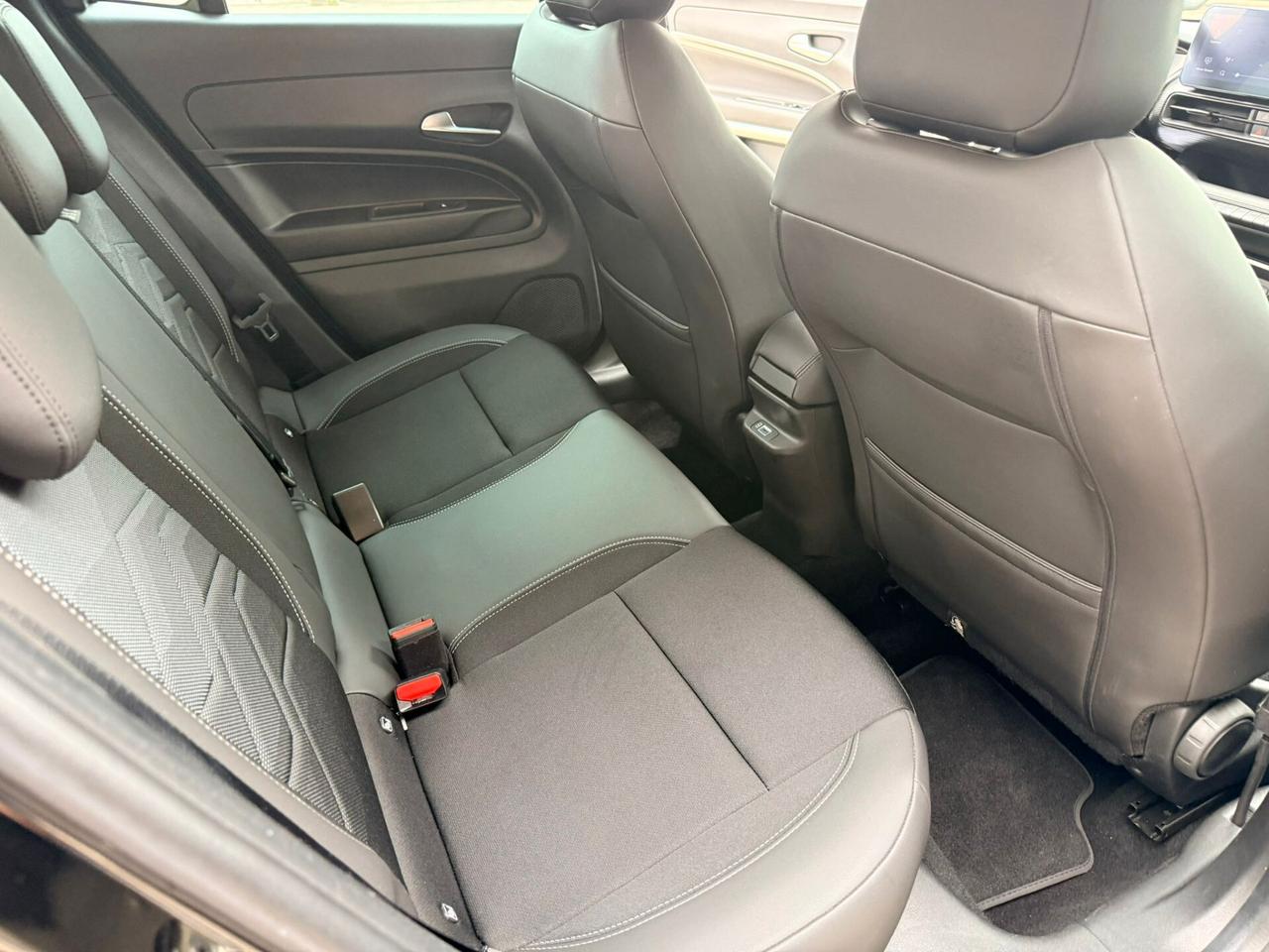 Jeep Avenger 1.2 Turbo 100 CV Altitude