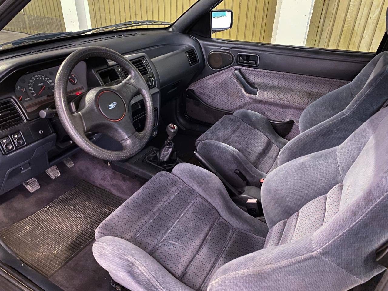 Ford Escort RS 2000 147cv