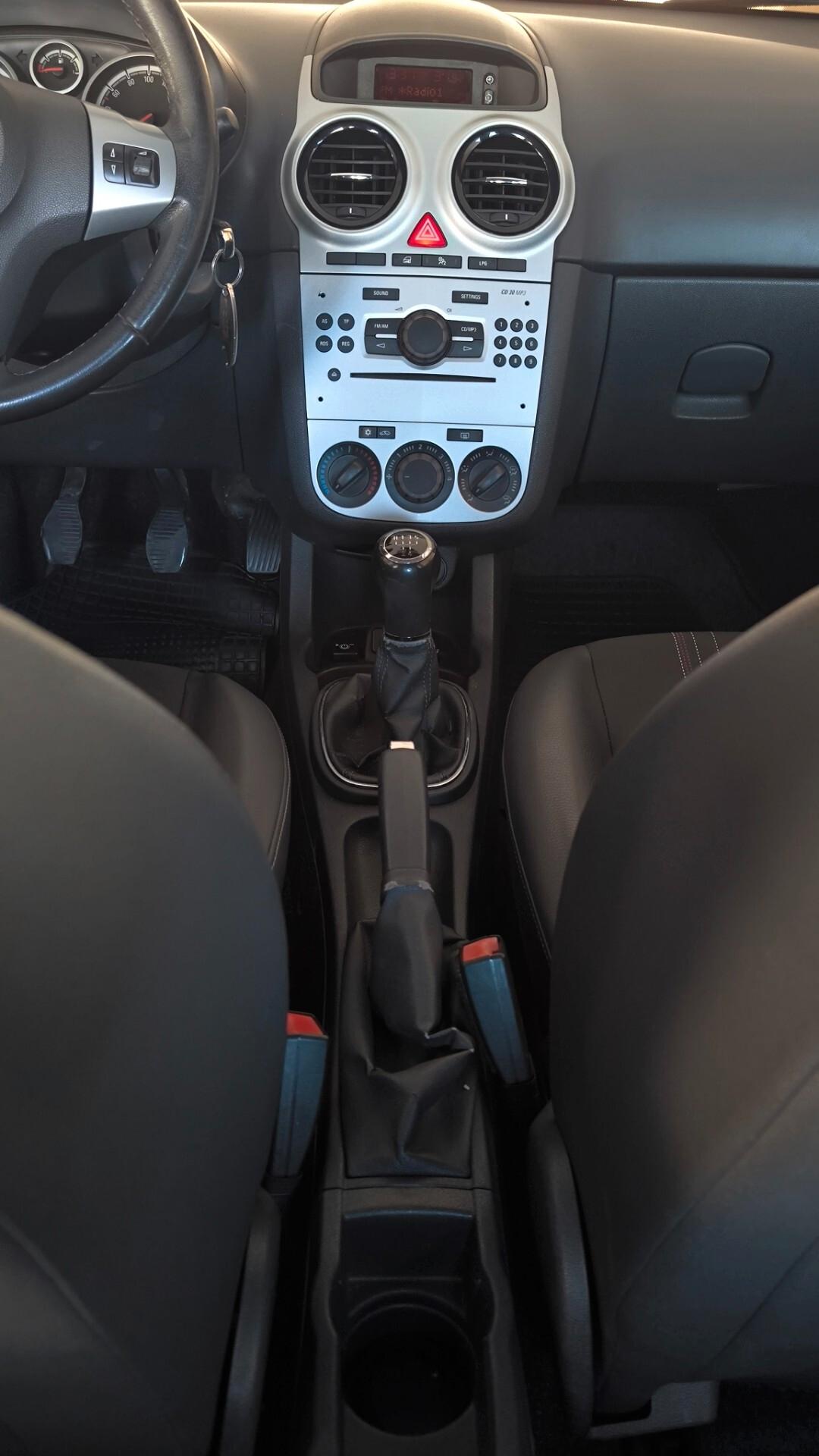 Opel Corsa 1.2 85CV 5 porte GPL-TECH Elective