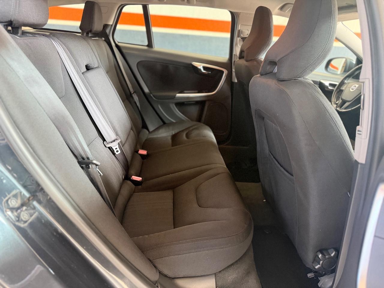 Volvo V60 D3 Momentum