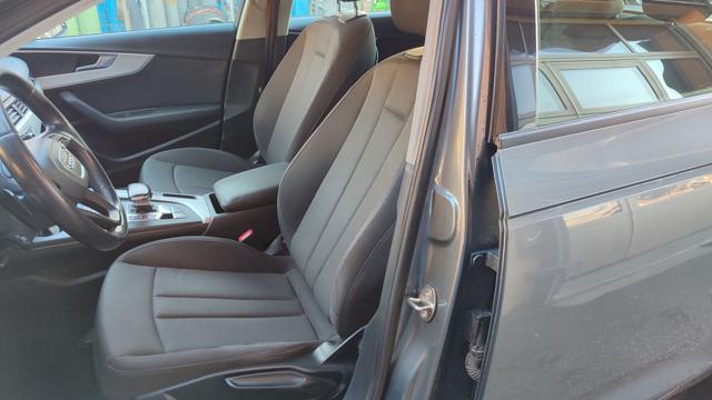 AUDI A4 Avant 35 TDI S-tronic Business