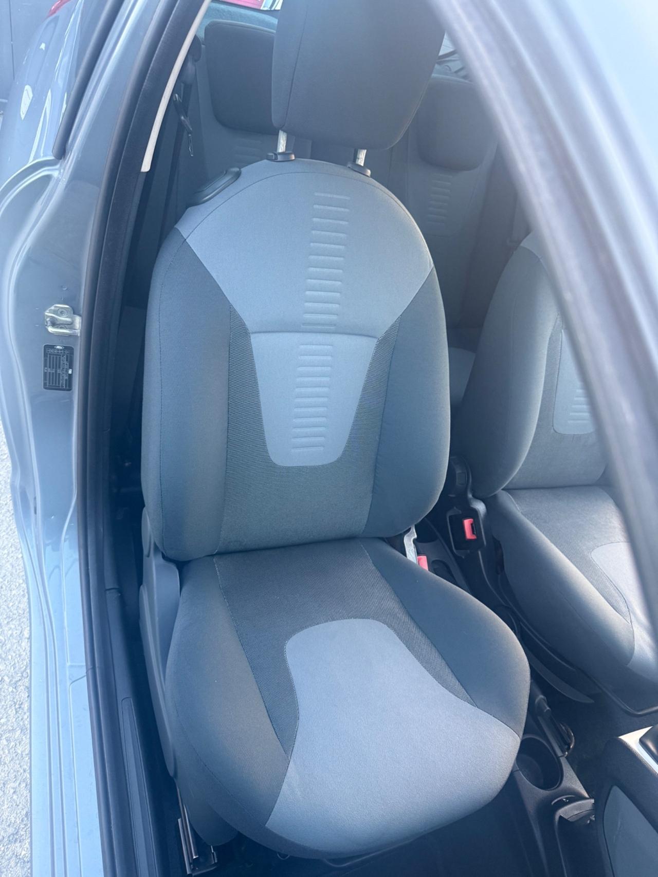 Ford Ka 1.2 8V 69CV Titanium