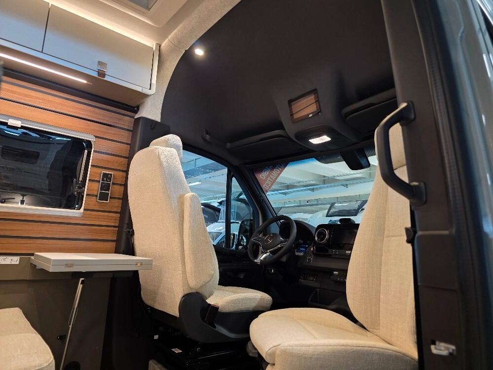 CAMPER VAN HYMER GRAND CANYON S