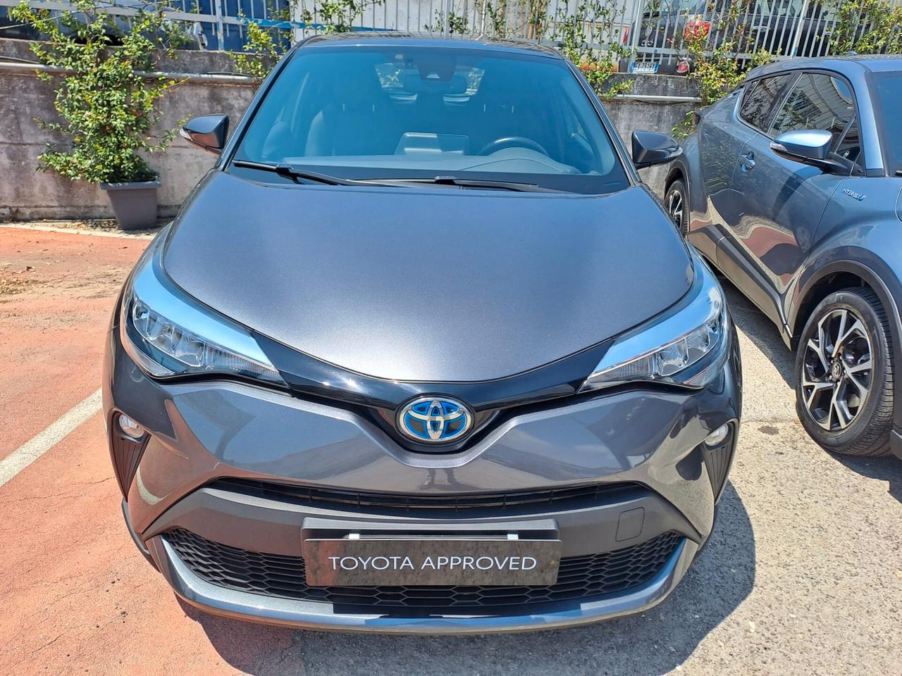 Toyota C-HR 1.8 Hybrid E-CVT Active