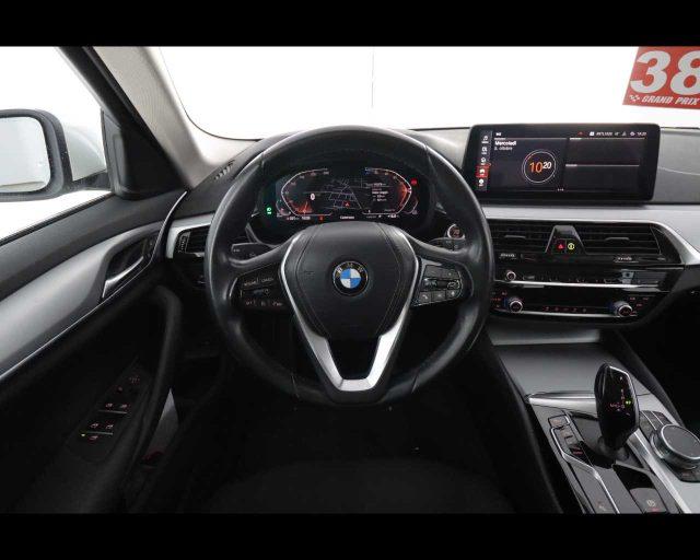 BMW 520 d 48V Touring Business