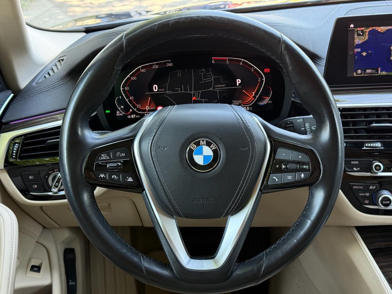 BMW 520d G31 2019 xDrive Touring Luxury