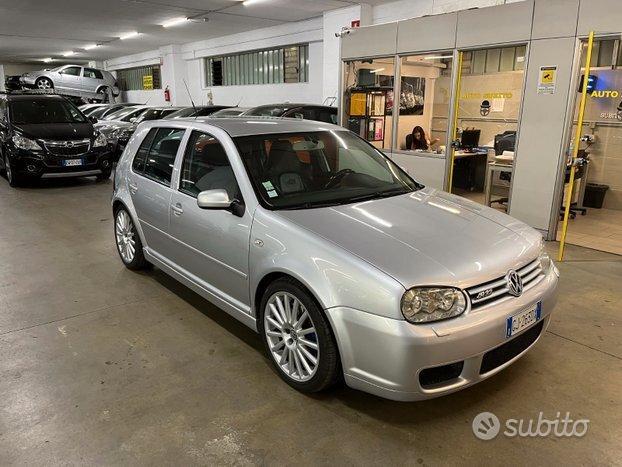 Volkswagen Golf R32 5 porte