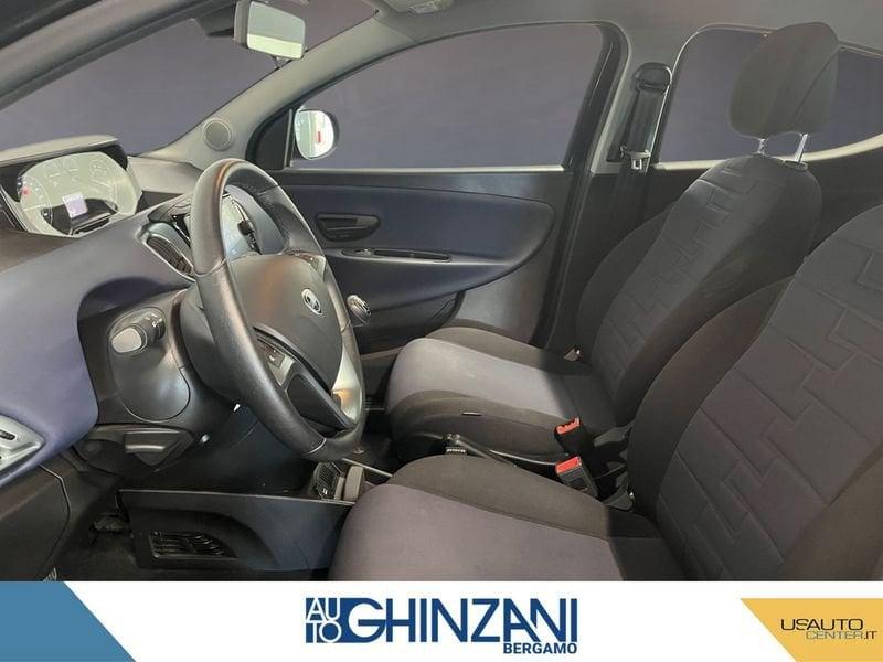 Lancia Ypsilon Ypsilon 1.0 FireFly 5 porte S&S Hybrid Platino