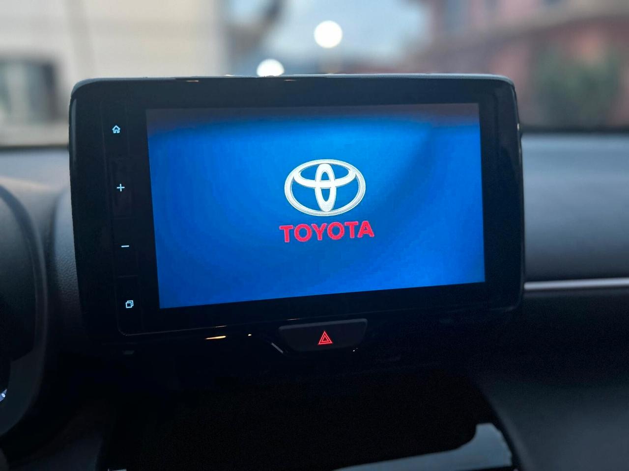 Toyota Yaris Cross 1.5 Hybrid 5p. E-CVT AWD-i Trend