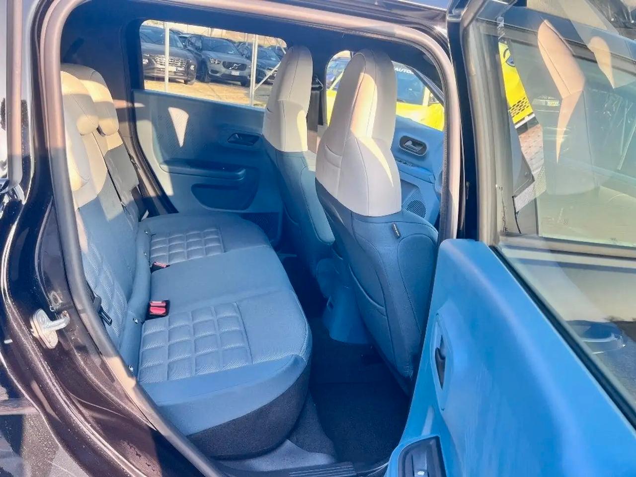 NUOVA FIAT GRANDE PANDA 1.2 Hybrid 110cv La Prima edct