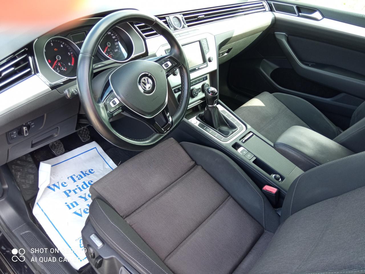 Volkswagen Passat Variant 1.6 TDI SCR HIGHLINE BlueMotion Technology