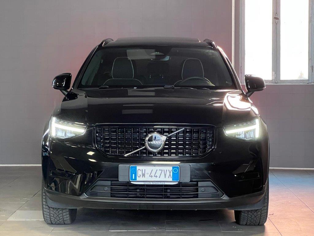 Volvo XC40 2.0 b4 Hybrid Ultra Dark 197cv