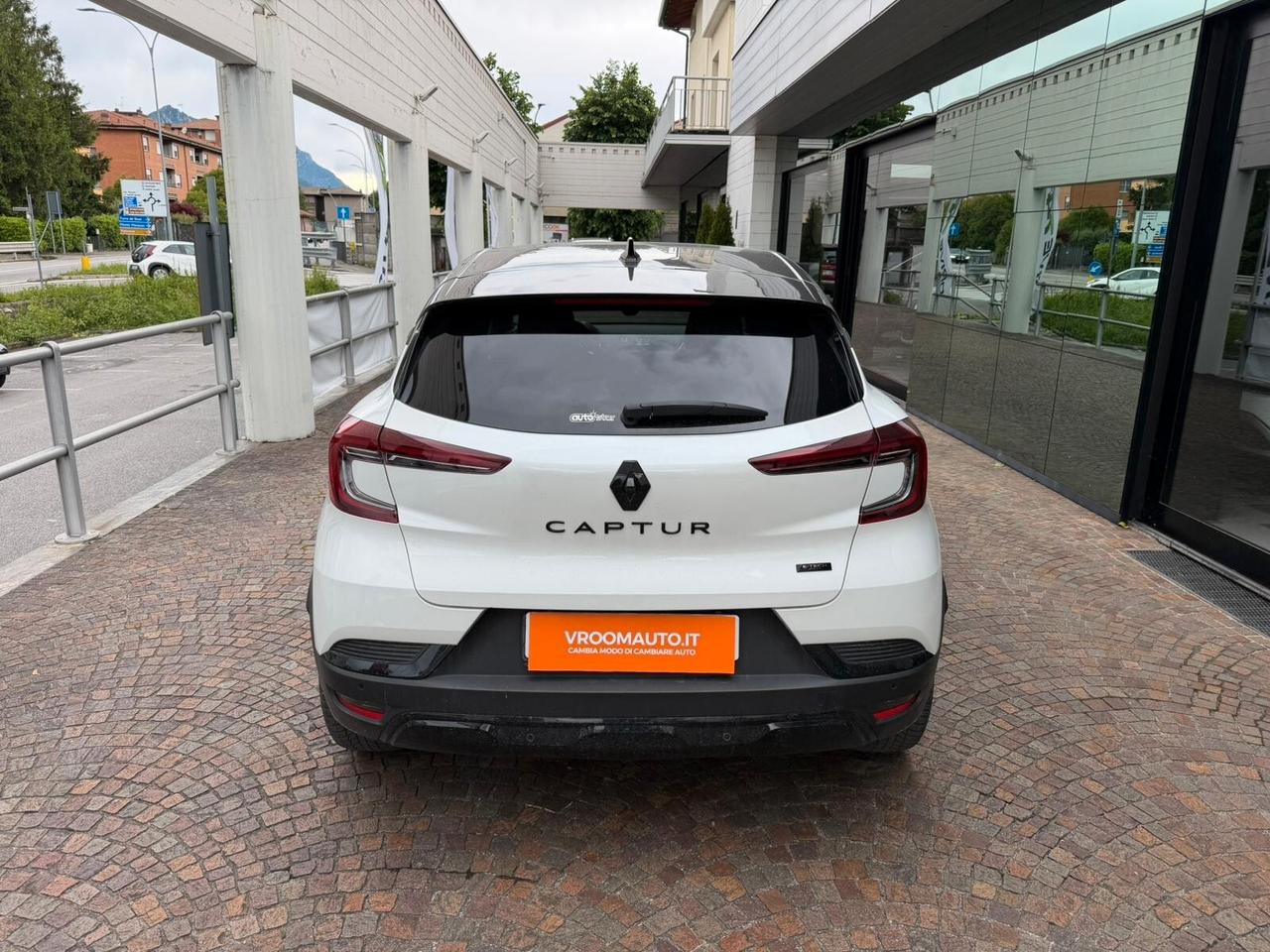 Renault Captur Full Hybrid E-Tech 145 CV Rive Gauche OPTIONAL