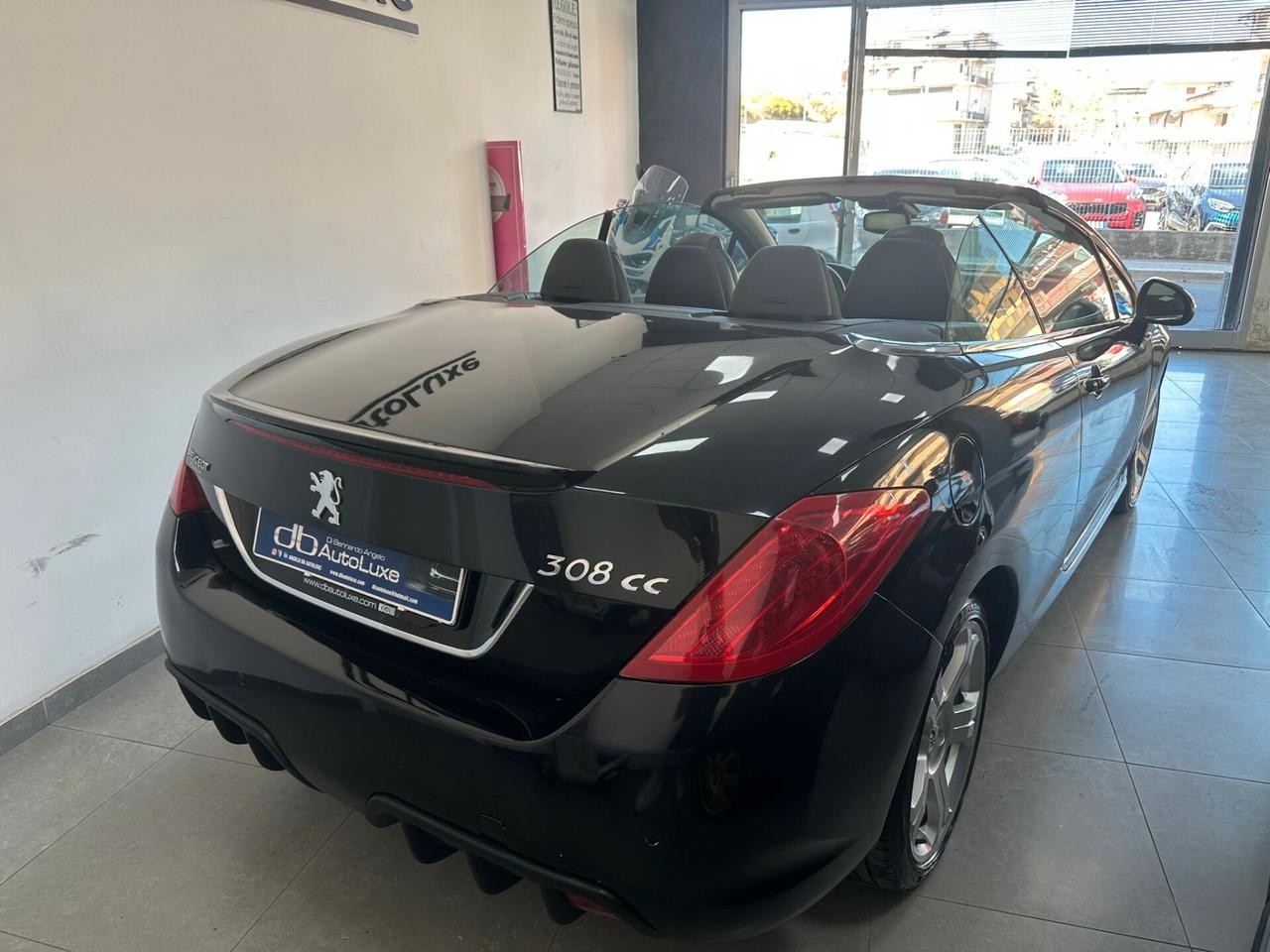 Peugeot 308 2.0 HDi 140CV CC Féline
