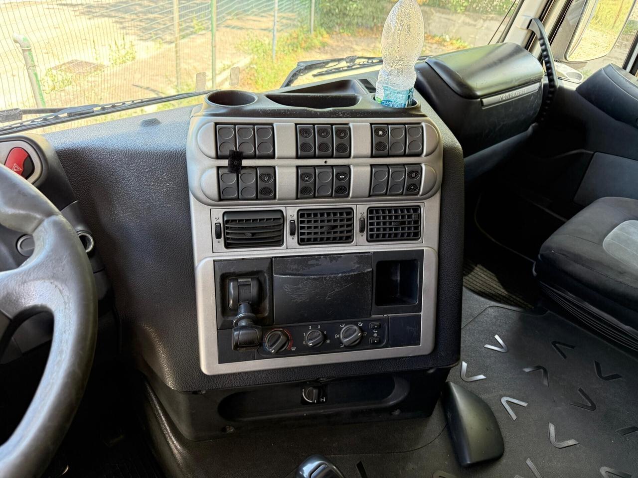 IVECO MAGIRUS 260S STRALIS TELONATO