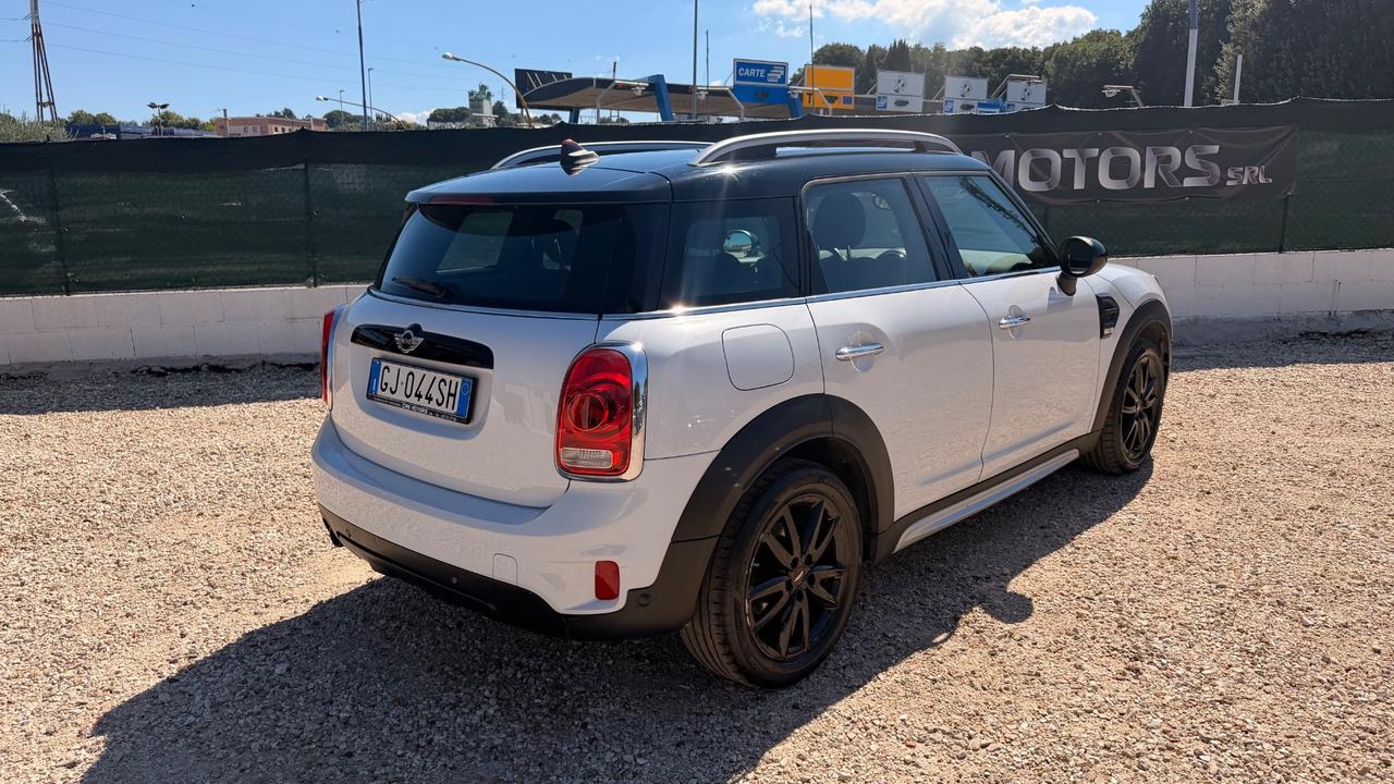 Mini Cooper Countryman 1.5 Hype