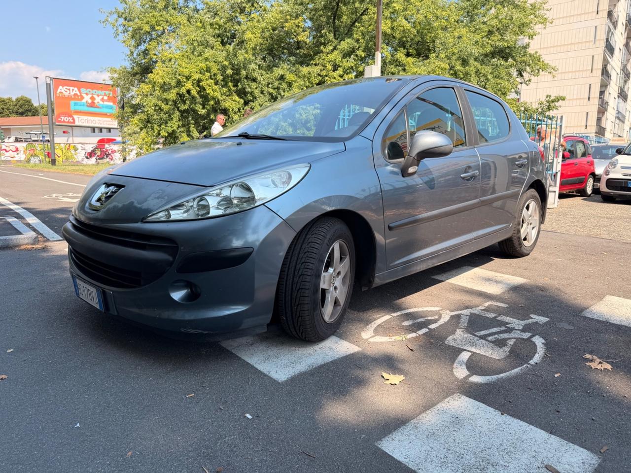 Peugeot 207 1.4 HDi 70CV 5p. X Line