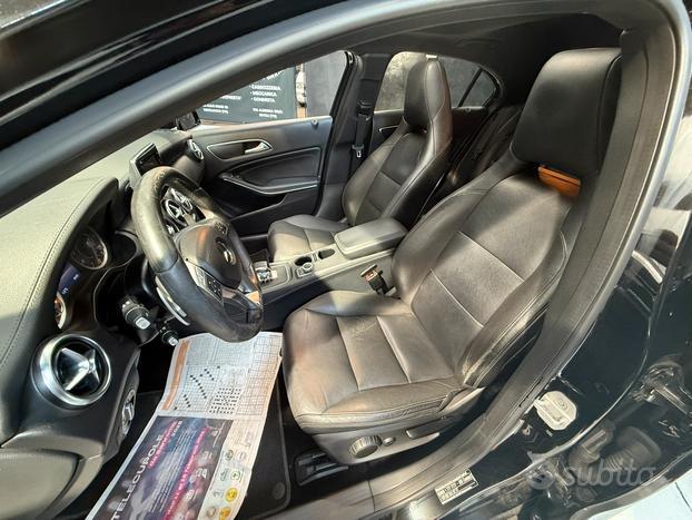Mercedes Classe A 45 AMG 360cv