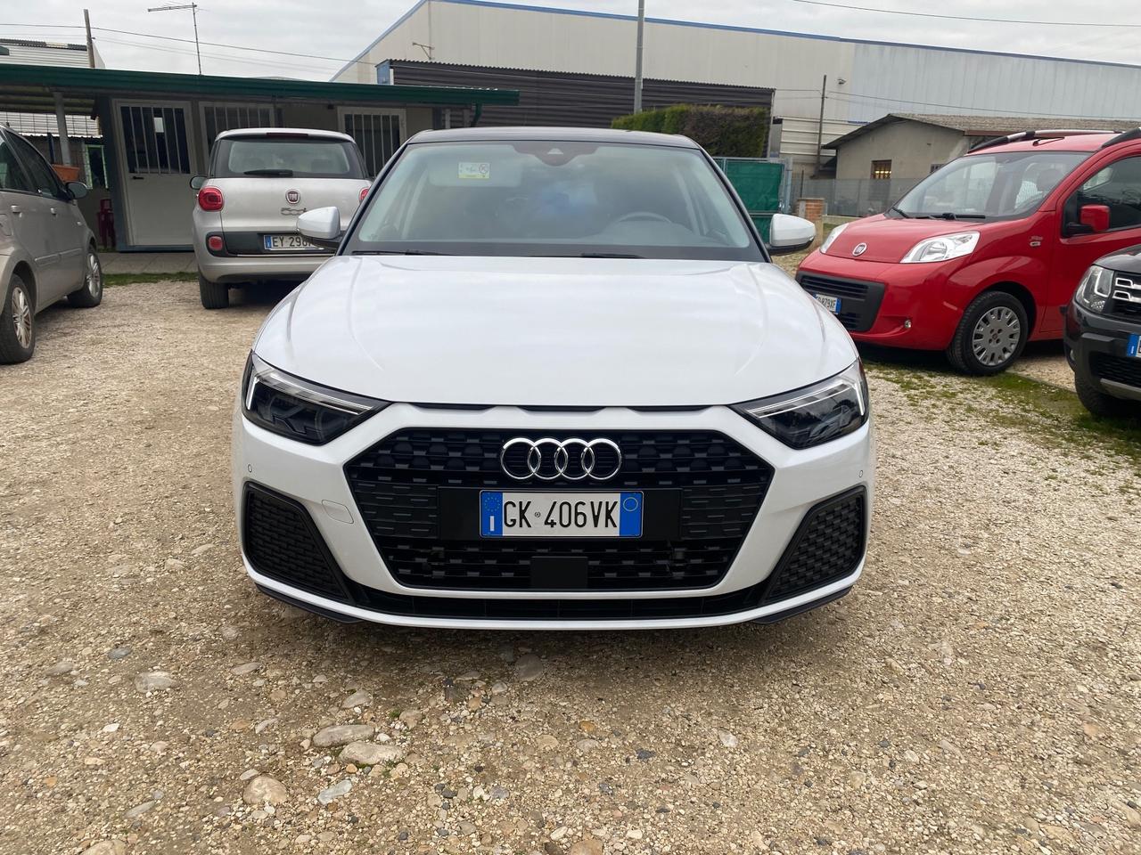 Audi A1 SPB 30 TFSI S tronic Identity Black