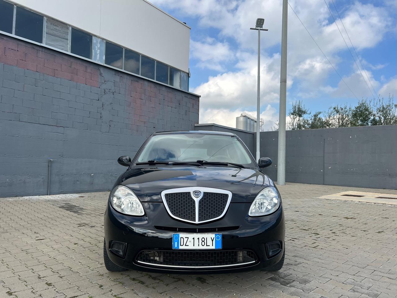 Lancia Ypsilon 1.4 GPL Ecochic Platino - 2009