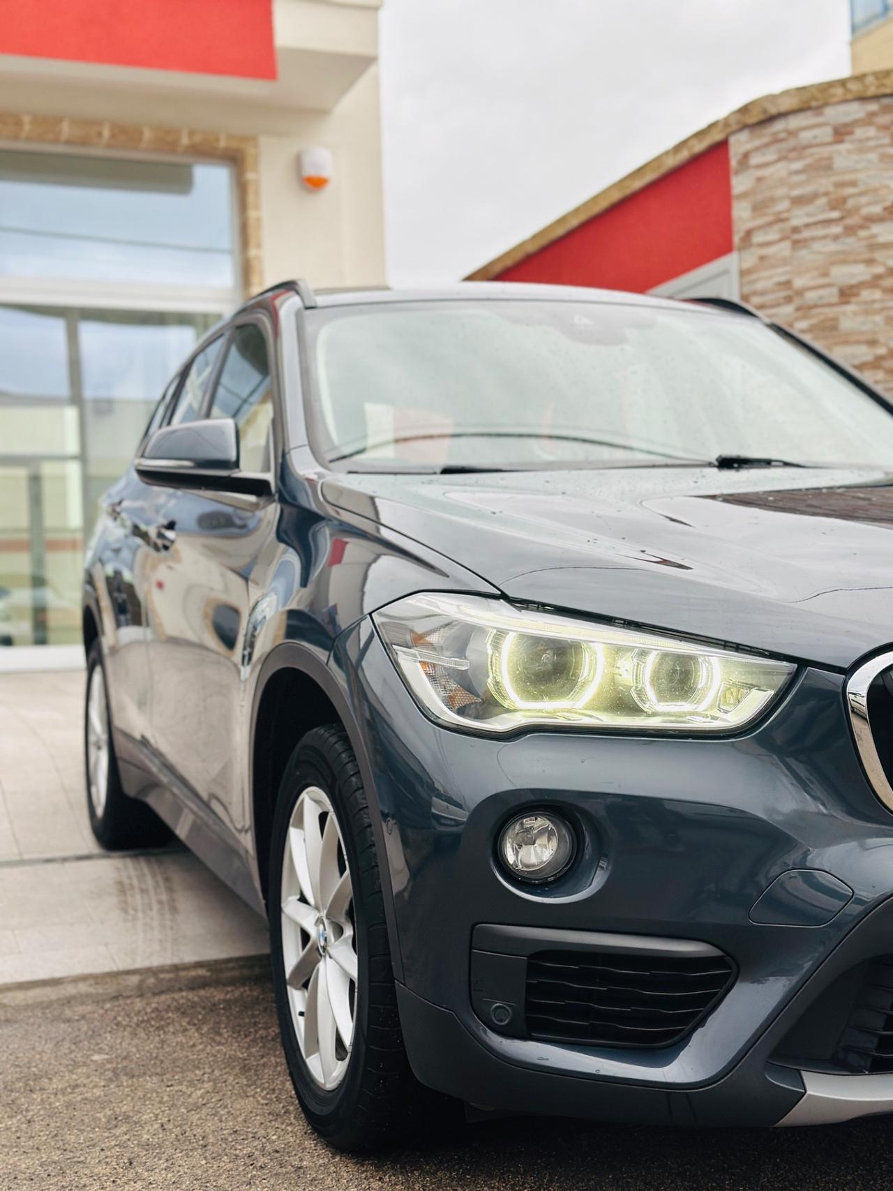 Bmw X1 sDrive18d Advantage-2017 LED/NAVI/PELLE