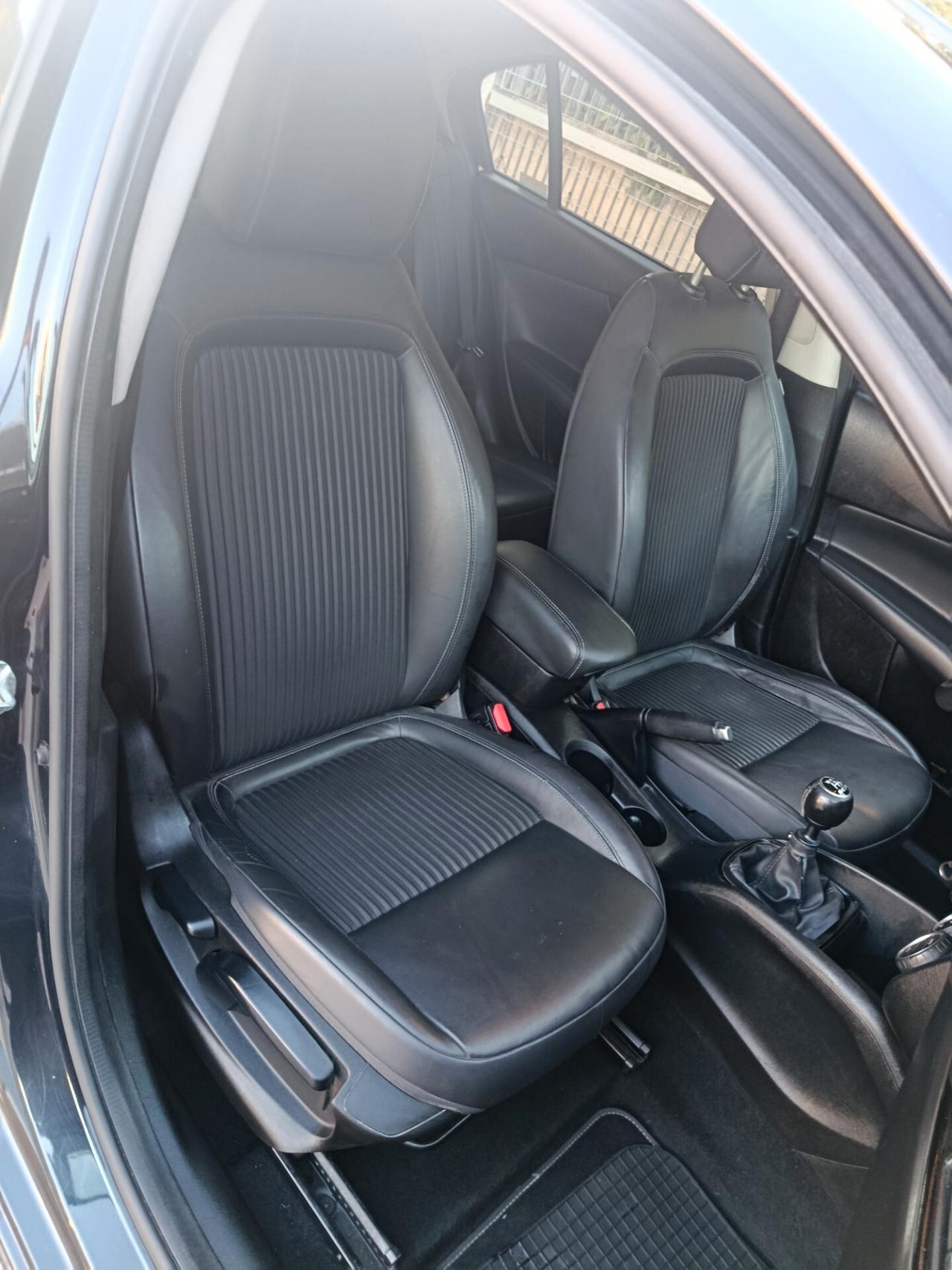 Fiat Tipo 1.6 Mjt S&S 5 porte S-Design