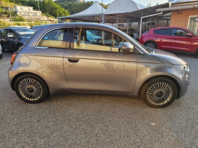 FIAT 500e Berlina 42 kWh Icon