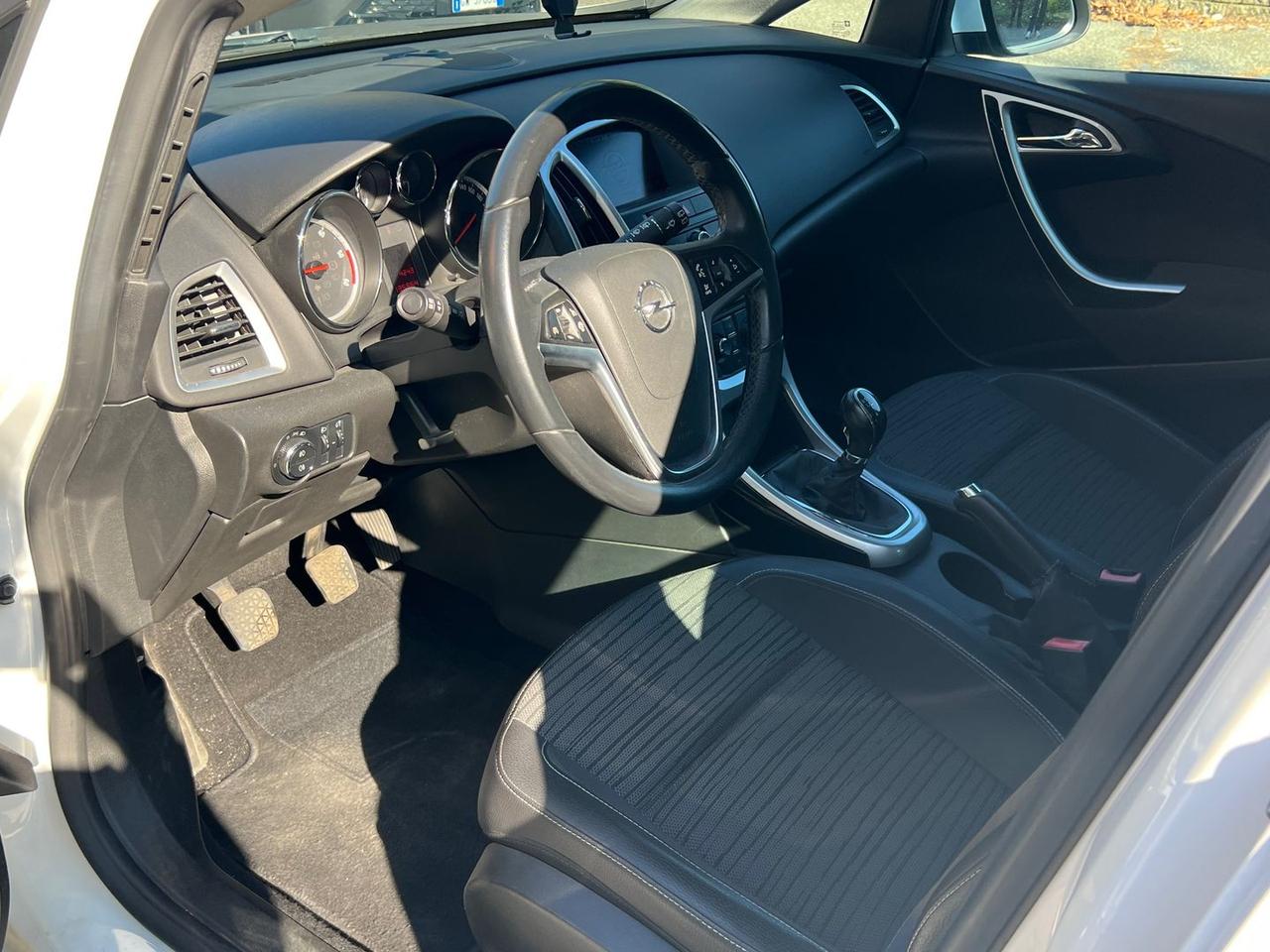 Opel Astra Cosmo 1.7 CDTI #6713