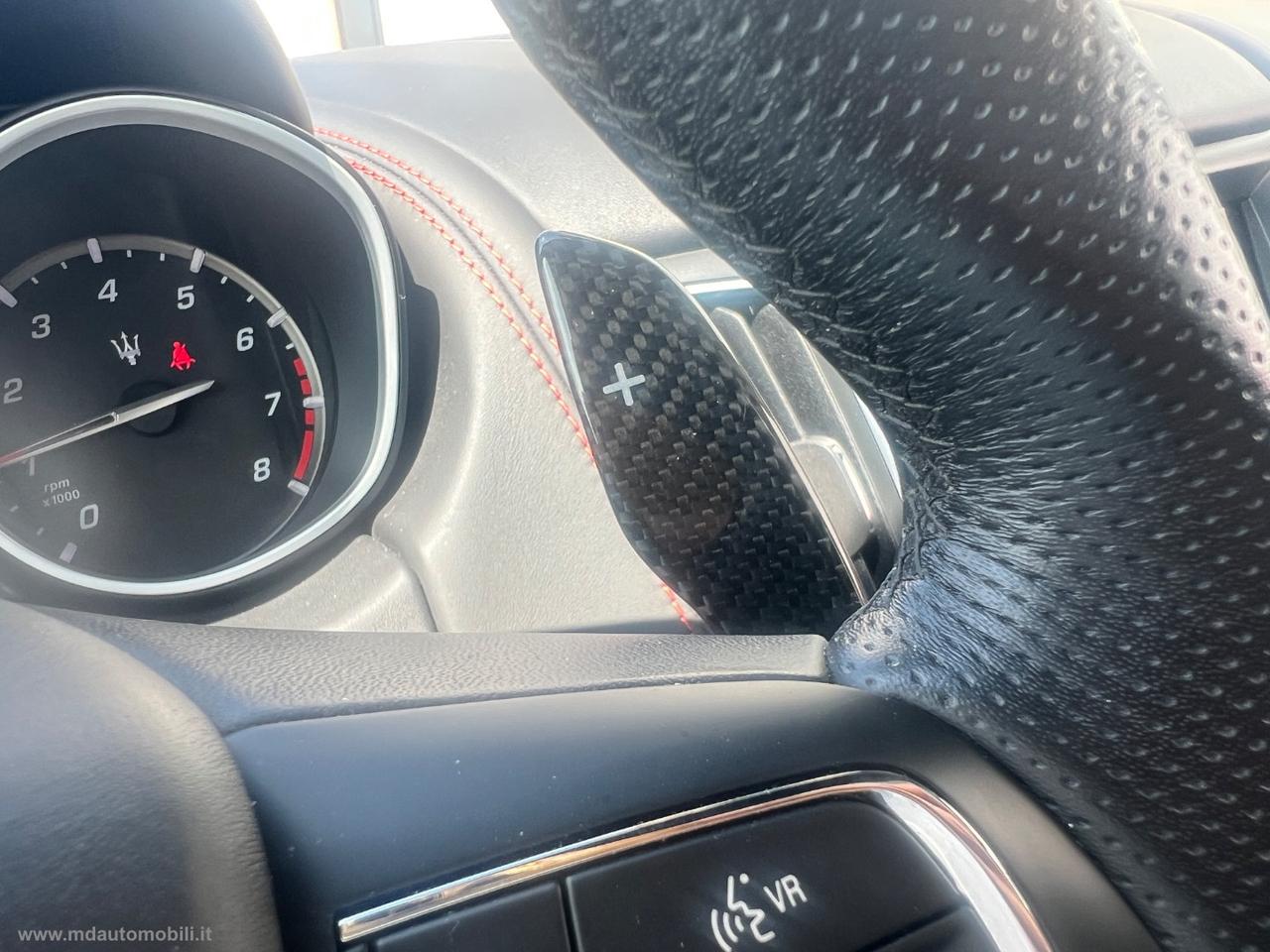 MASERATI Levante V6 AWD Gransport 350CV TETTO 20 CAMERA 360