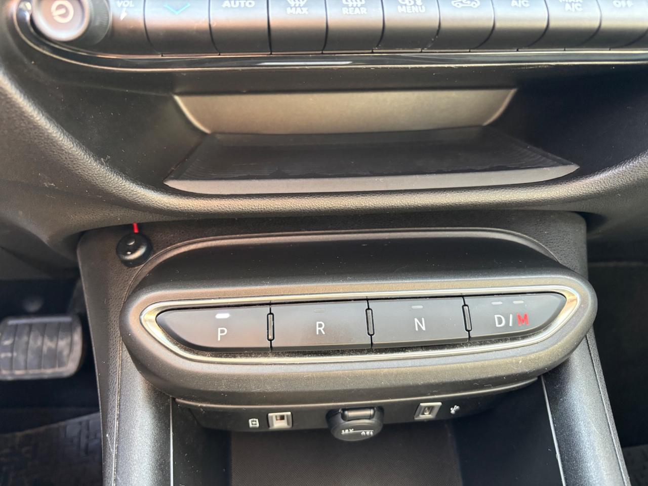 Fiat 600 Hybrid 100 automatica 5 anni di garanzia casa madre