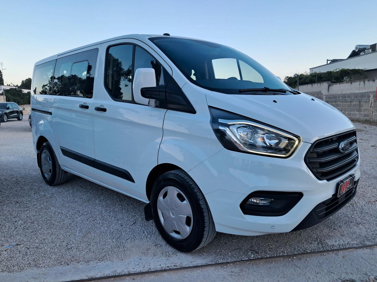FORD TRANSIT CUSTOM 2.0 TDCI 131CV *9 POSTI* LH1