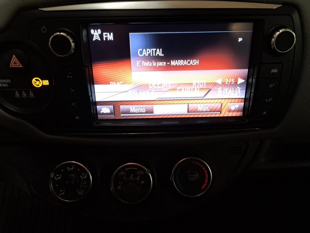 TOYOTA Yaris III 2015 - Yaris 5p 1.3 Active E6
