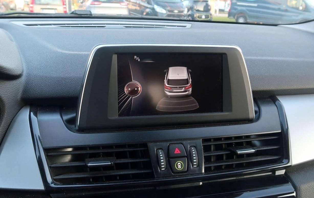 Bmw 2er Active Tourer 216d Advantage