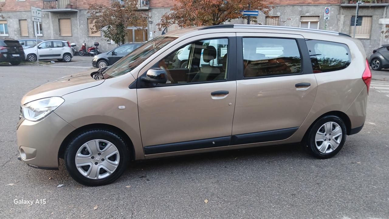 Dacia Lodgy 1.5 Blue dCi 8V 115CV 7p. Techroad