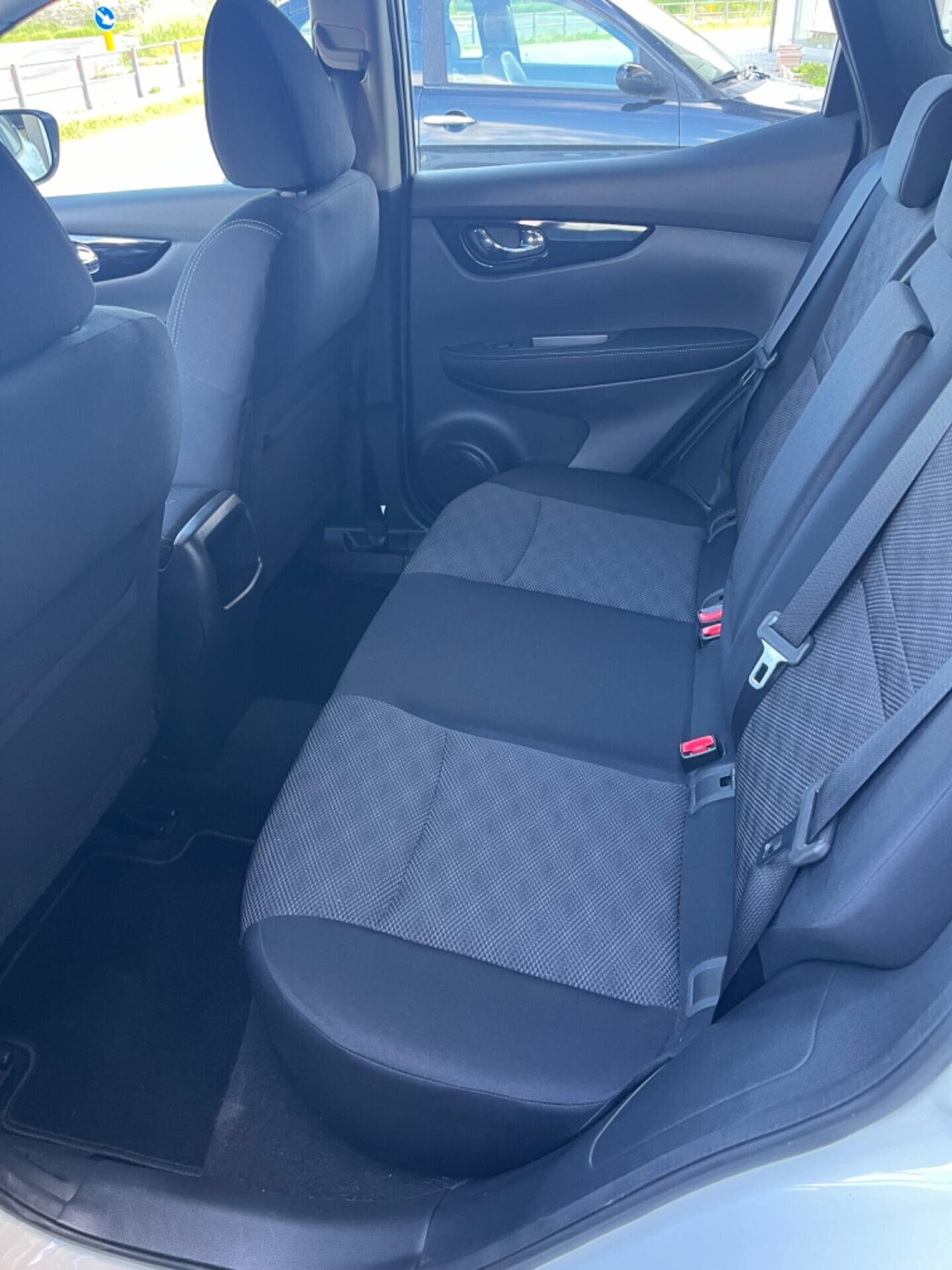 Nissan Qashqai 1.6 dCi 4WD Tekna