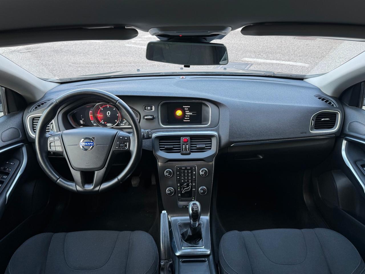 Volvo V40 D2 1.6 Momentum