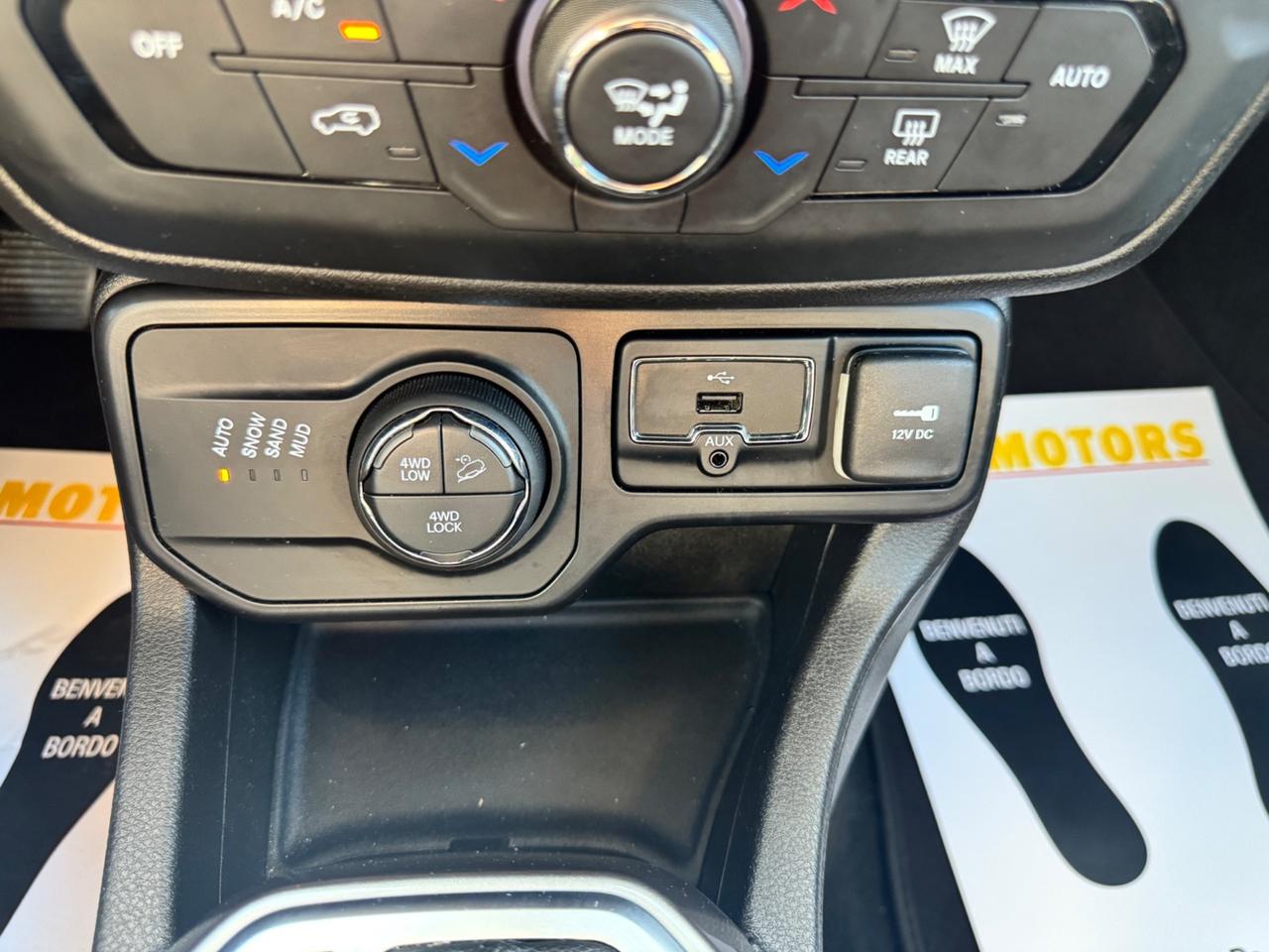 Jeep Renegade 2.0 Mjt 140CV 4WD Active Drive Low Limited Neopatentati
