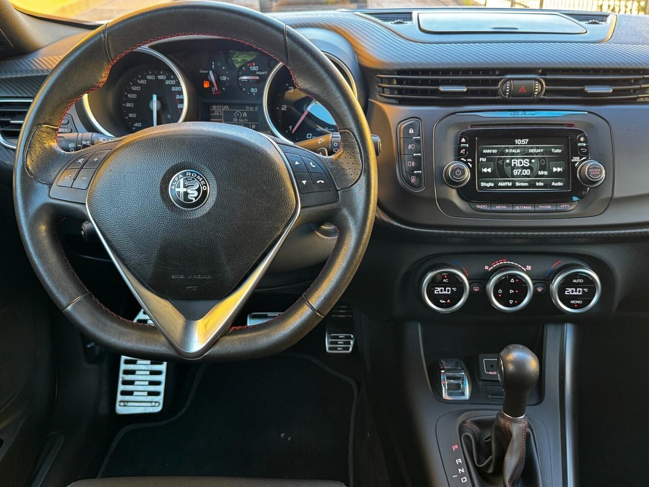 Alfa Romeo Giulietta 1.6 JTDm TCT 120 CV CARBON EDITION